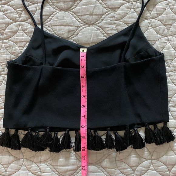 Club Monaco | Cropped Tassel Camisole — Black | XS - Picture 11 of 11